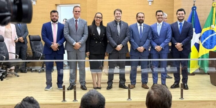 Mesa Diretora para o biênio 2025/2026 toma posse na Assembleia Legislativa de Rondônia