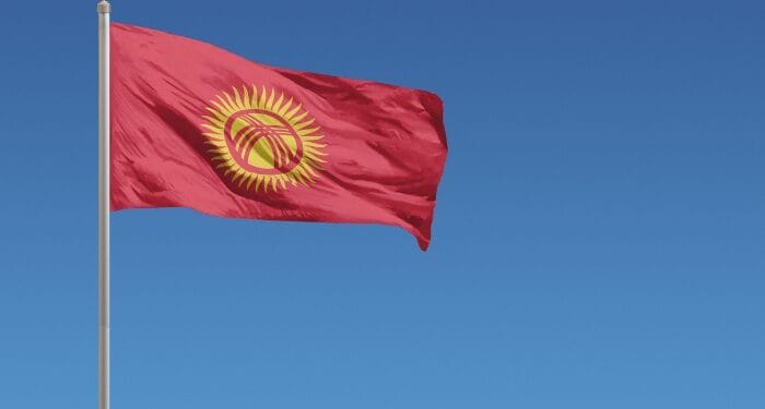 Nova lei no Quirguistão sufoca ainda mais minorias religiosas, como os evangélicos