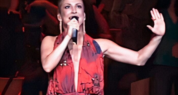 Após polêmica com Claudia Leitte, vereador propõe lei contra “cristofobia”