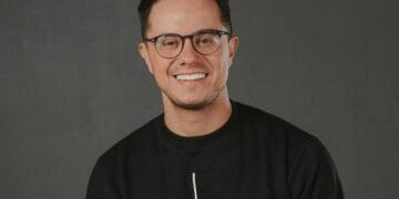 Deive Leonardo diz que “tem dó” de quem critica suas pregações