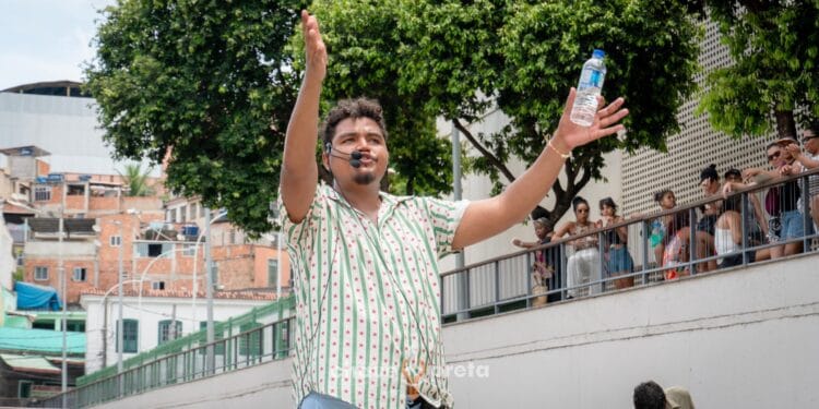 ‘Pastor’ apoia Carnaval e causa polêmica: ‘Demônio não é sambar’
