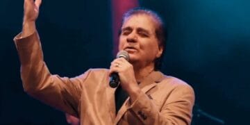 Pastor do Voz da Verdade causa polêmica ao cantar “Alma Gêmea” na igreja