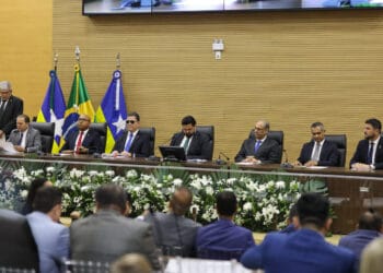 Governo de RO reforça parceria entre poderes durante posse da Mesa Diretora da Assembleia Legislativa