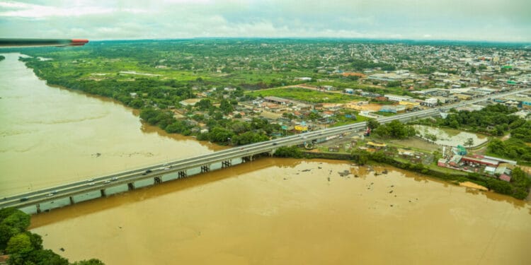 Bombeiros – Governo de RO intensifica planejamento de ações para minimizar impactos nos municípios durante período de chuvas – Governo do Estado de Rondônia