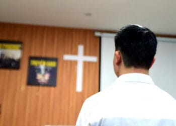 Pastor é preso sob acusação de espalhar “propaganda antiestatal” no Vietnã