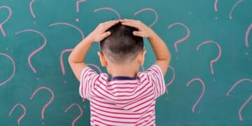 Pais se revoltam com escola que fez atividade LGBT+ com alunos