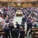 Esquerda tenta censurar orações no Parlamento britânico