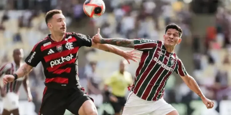 Fluminense e Flamengo começam a decidir o título do Carioca