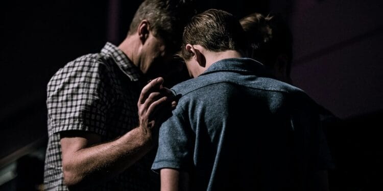 Como encontrar o caminho de volta para Deus após se desviar? Pastor responde