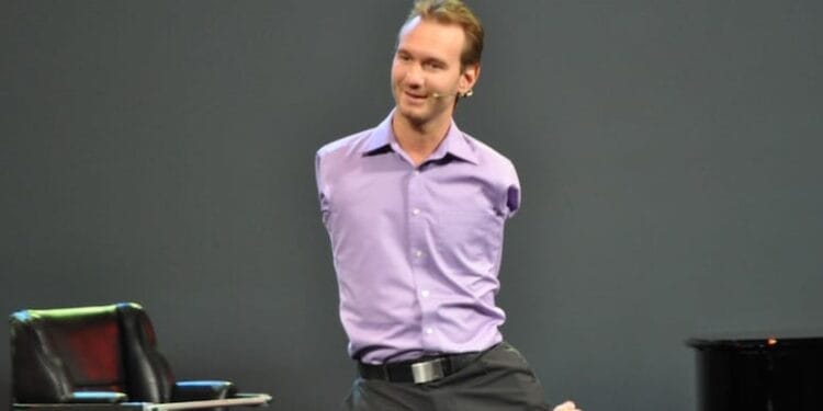 Exemplo de vida, Nick Vujicic fará turnê de evangelismo no Brasil