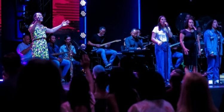 Igreja usa IA para mostrar personagens bíblicos durante cultos em SP