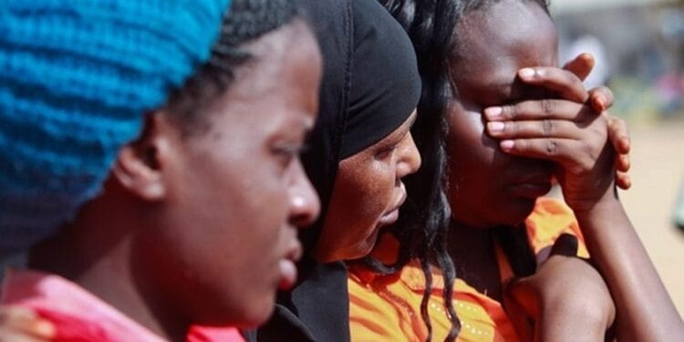 Ex-muçulmana relata perseguição após aceitar Jesus