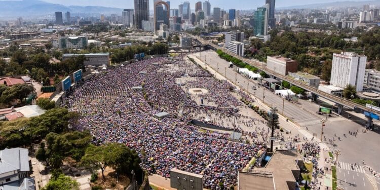 ‘Encontro com Deus’: Mais de 4.000 se entregam a Jesus na Etiópia