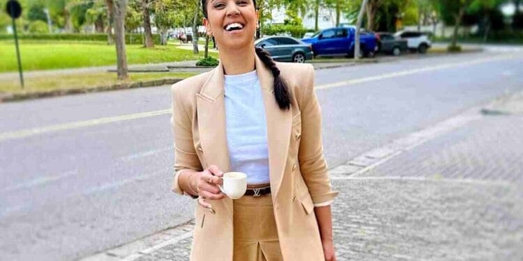 Prefeitura desembolsou R$ 90 mil para Camila Barros ministrar 1h30