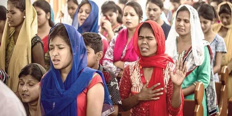 Cristãos saem às ruas em protesto contra a lei anticonversão, na Índia