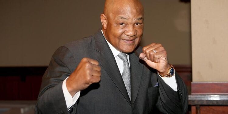 George Foreman, campeão de boxe que virou pastor, morre aos 76 anos