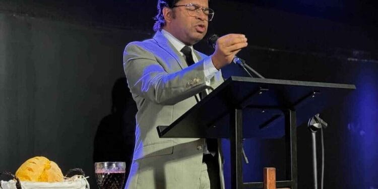 Pastor Nilson Gomes é submetido a cirurgia de urgência