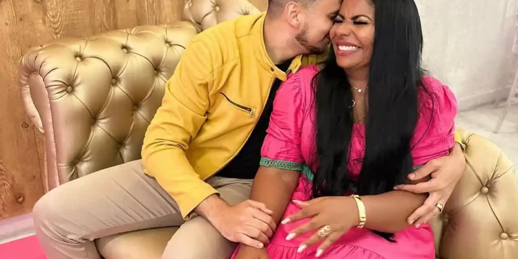 Pastora Elisângela Terra diz estar solteira e noivo rebate; “Quem está solteira é apenas ela”