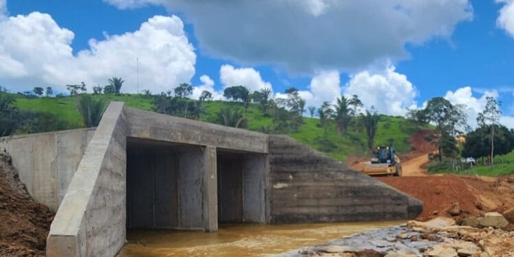Estradas, Transportes, Serviços Públicos – Substituição de ponte de madeira por galeria de concreto garante mais segurança e trafegabilidade na RO-135 – Governo do Estado de Rondônia