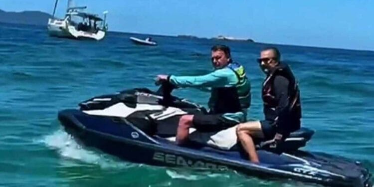 Malafaia rebate críticas por passeio de jet ski com Bolsonaro
