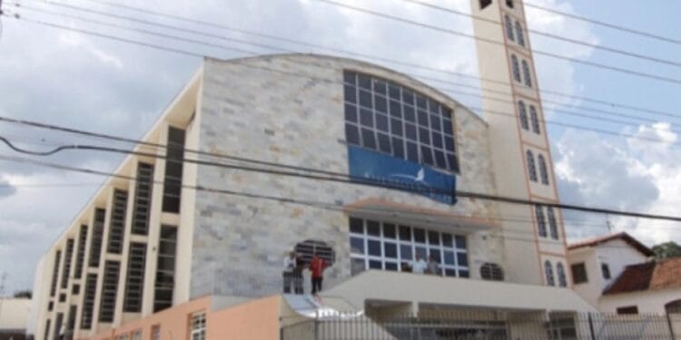 Igreja utiliza Inteligência Artificial para projetar autores bíblicos