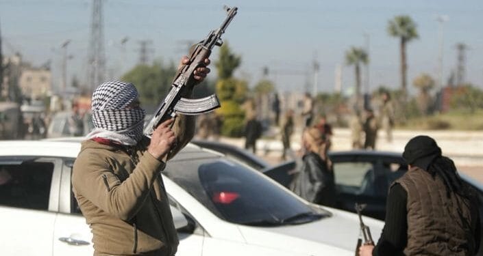 Violência na Síria deixa mais de mil mortos e cristãos apreensivos