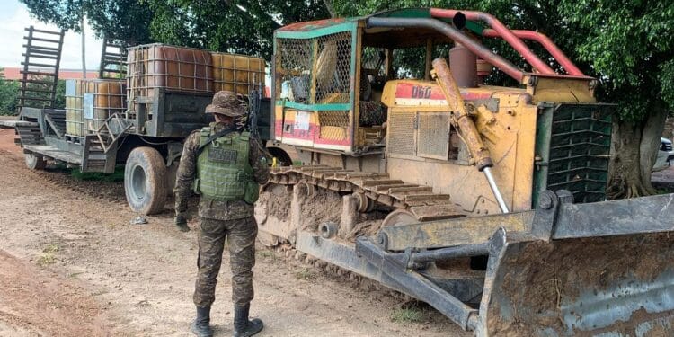 Desenvolvimento Ambiental – Governo de RO aplica mais de R$ 37 milhões em multas por ilícitos ambientais em nova fase da “Operação Hileia” – Governo do Estado de Rondônia