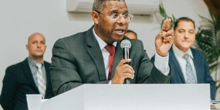 Pastor Osiel Gomes pede ordem em cultos da Assembleia de Deus