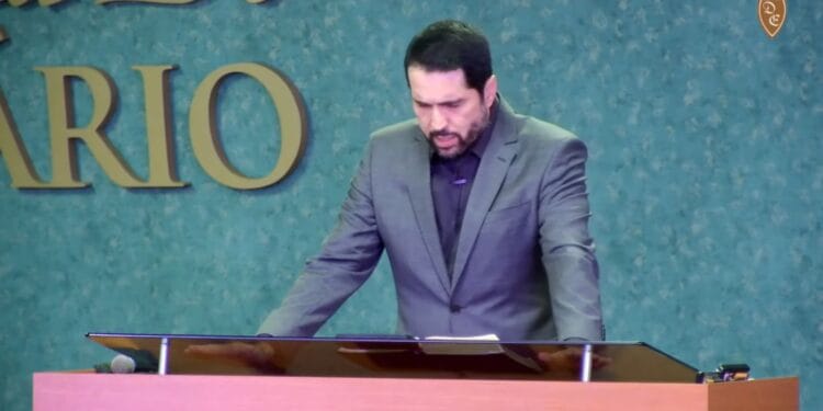 Yago diz que queda de Paulo Junior foi ’motivada por um livro’