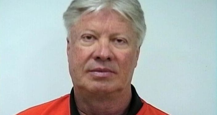 Acusado de abuso, pastor se entrega à Polícia e se diz inocente