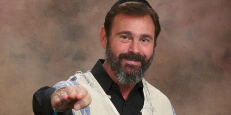 ‘Senti o diabo sobre mim’, diz judeu liberto por Jesus Cristo