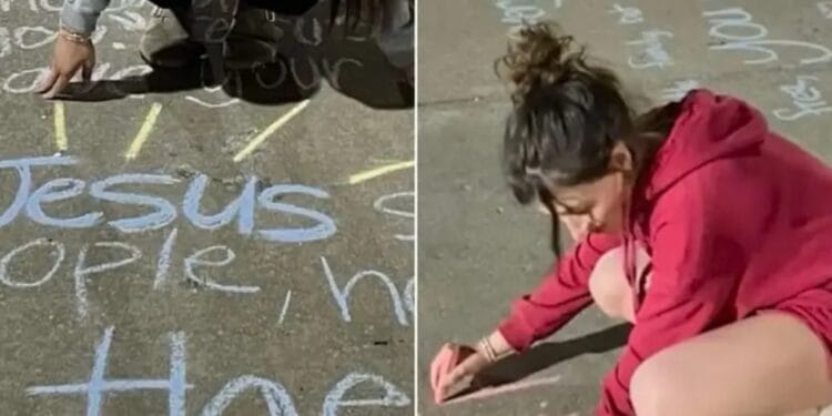 Estudantes espalham versículos por universidade nos EUA