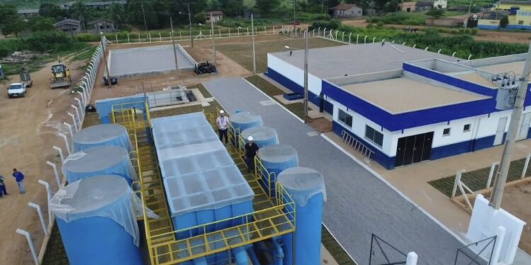 Sistema de abastecimento de água é entregue pelo governo de RO para União Bandeirantes e transforma realidade de moradores do distrito