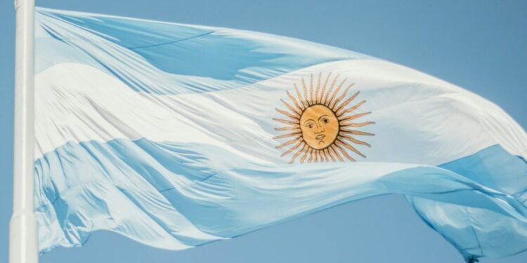 Pesquisa: 68% dos argentinos acreditam em milagres