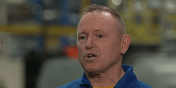 Astronauta da NASA participou de cultos enquanto estava no espaço: ‘Preciso ter comunhão’