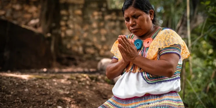 Cristãos indígenas recebem cuidados médicos no México