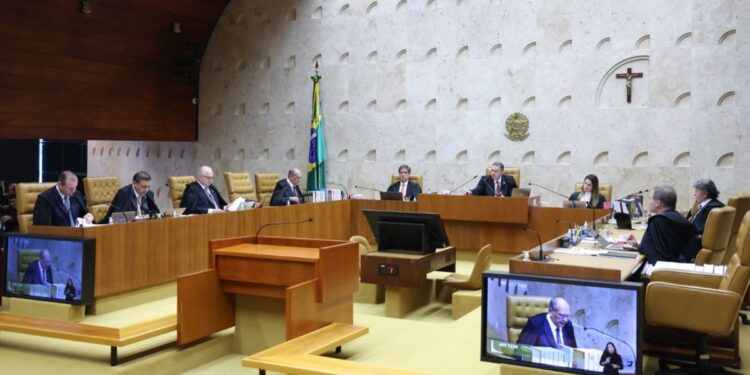 STF anula leis municipais que proibiam ensino da linguagem neutra nas escolas