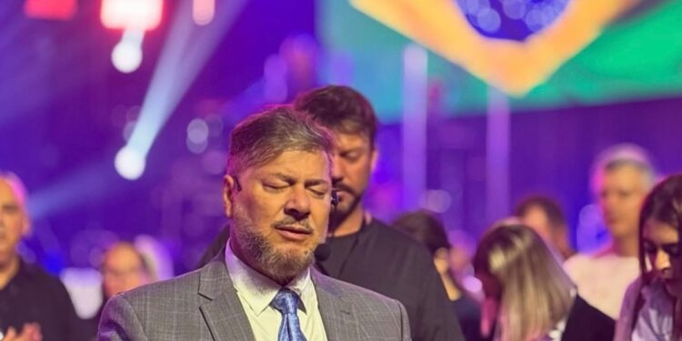 ‘Brasil precisa se posicionar diante de Deus’, diz Joel Engel no Alinhamento Profético