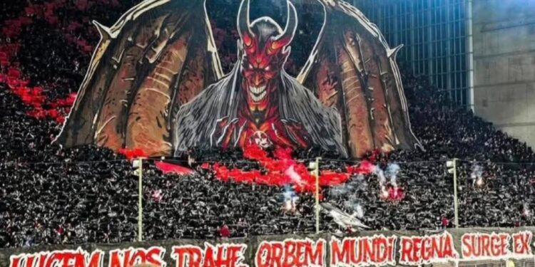 Torcida de time da Alemanha encena ritual satânico, invoca Lúcifer e gera críticas