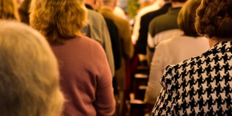 17 igrejas evangélicas em Barcelona estão sob ameaça de fechamento