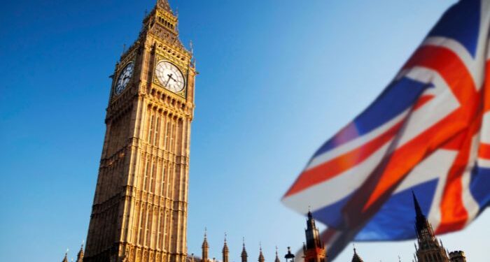 Mais de 9 mil ataques contra igrejas em apenas 3 anos registrados no Reino Unido