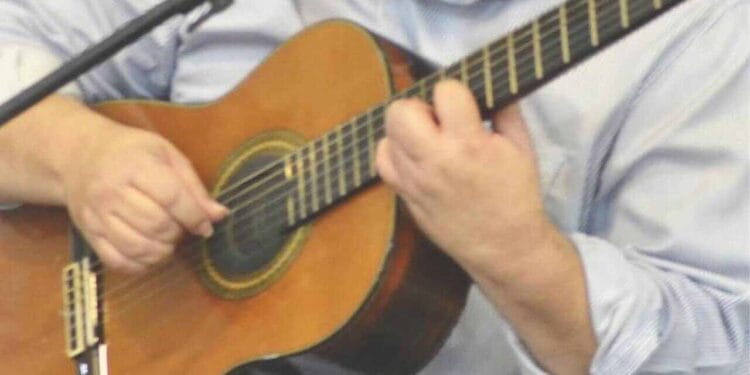 Cantor gospel renomado interrompe a carreira para tratar depressão