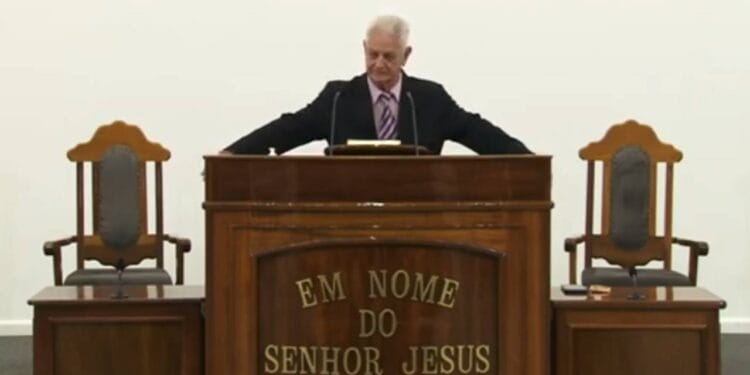 Fala racista de ancião da CCB revolta web