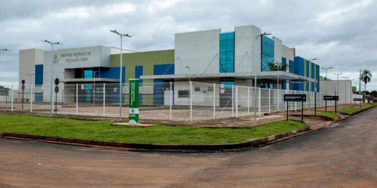 Após 1 mês de inauguração, Hospital Regional Dr. Júlio Pérez Antelo atendeu mais de 744 pessoas