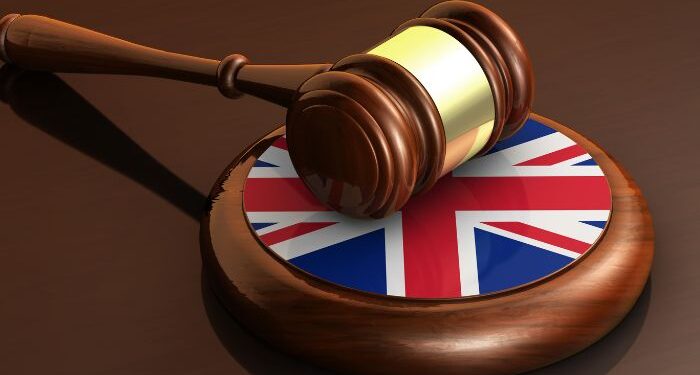 Cristãos comemoram decisão da Suprema Corte do Reino Unido que excluiu transgêneros da definição legal de mulher