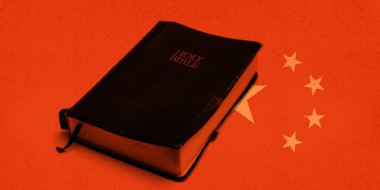 China: cristãos são condenados à prisão por venda de Bíblias