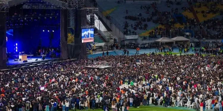 Mais de 7 mil pessoas aceitam Jesus em cruzada evangelística na Bolívia