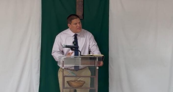 Pastor sequestrado dá testemunho após resgate sob tiroteio