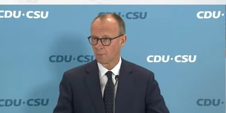 Alemanha elege primeiro-ministro conservador, pró-vida e defensor da família tradicional