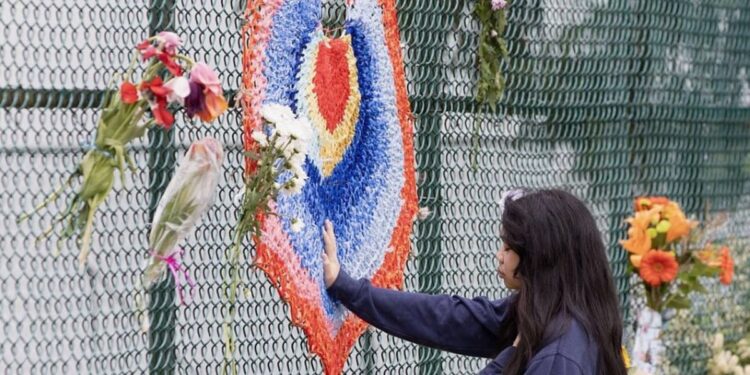 Cristãos vão a local de ataque em Vancouver para orar e oferecer ajuda: ‘Precisam de Jesus’